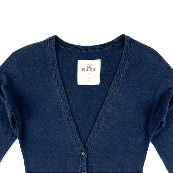 Hollister Co. Summerland Navy Button-Up Cardigan Sweater - Picture 5 of 8